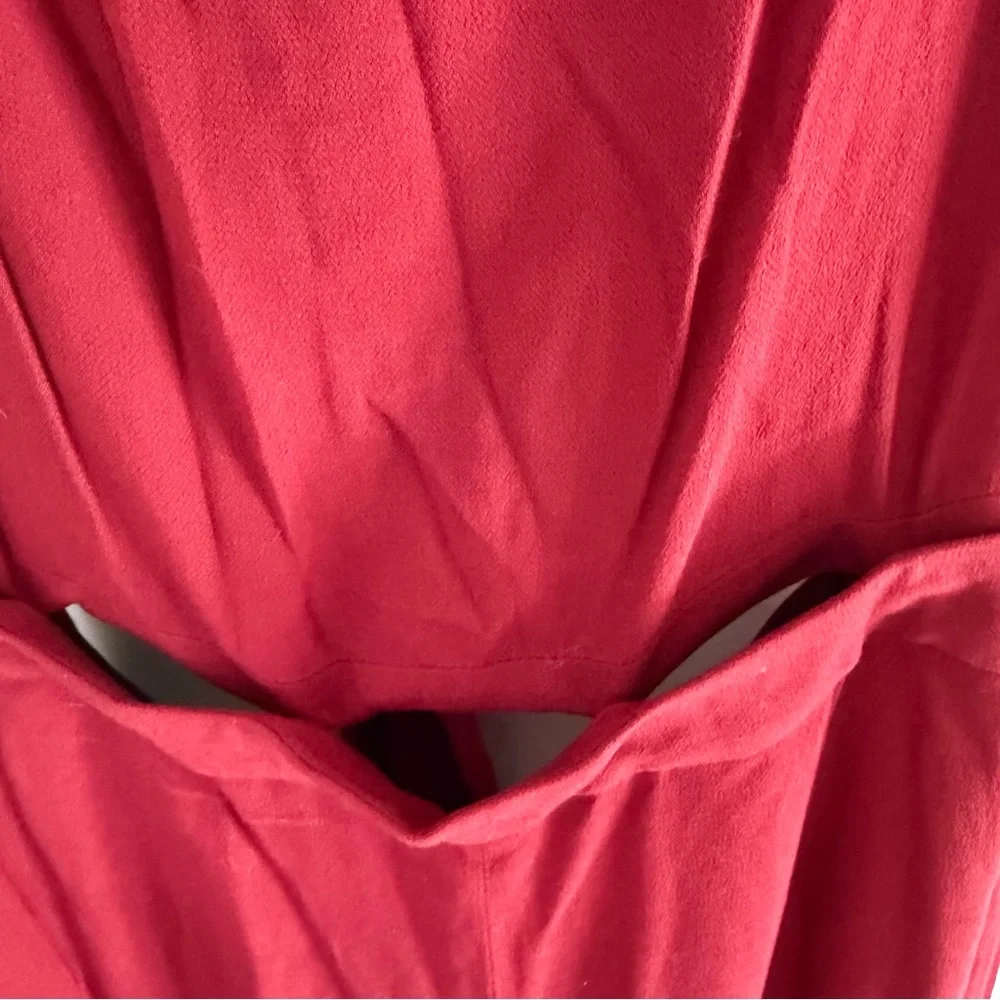 NWT / Vetta Capsule Two Piece Apron Jumpsuit in Burgundy - Picture 4 of 8